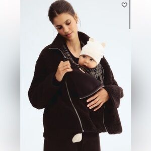 H&M before and after babywearing fleece